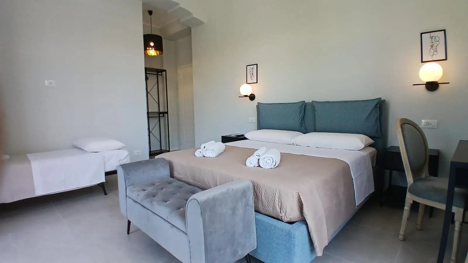 Guest house Incentro Elegant Rooms Messina Italy
