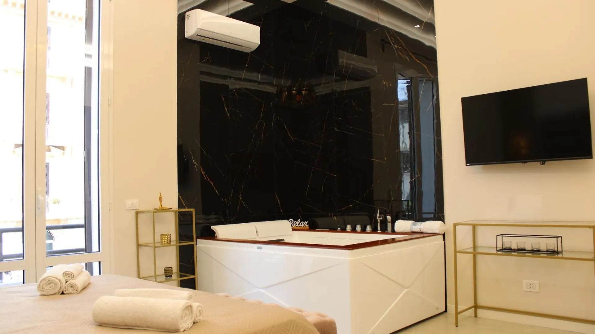Guest house Incentro Elegant Rooms Messina Italy