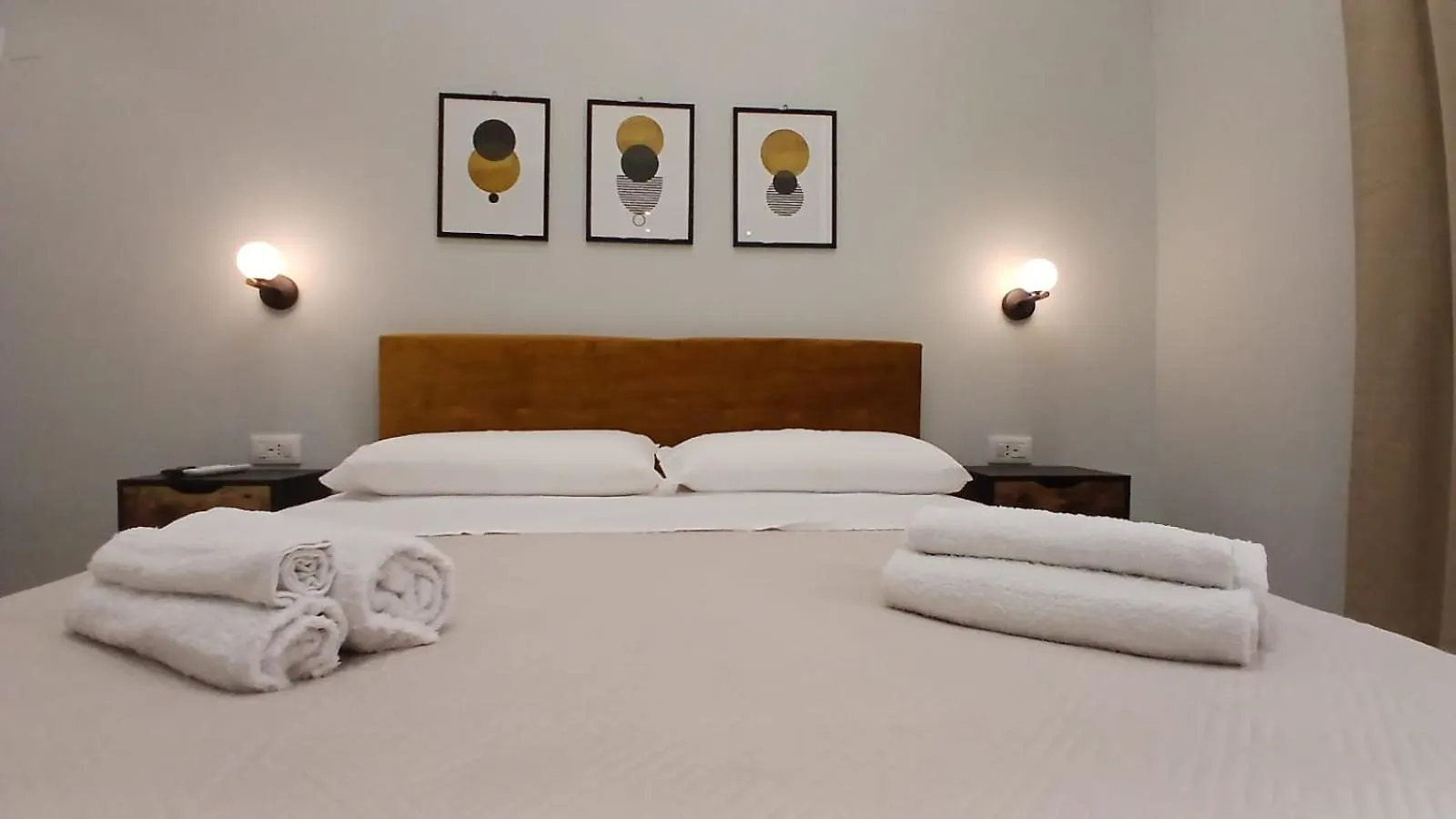 Guest house Incentro Elegant Rooms Messina Italy
